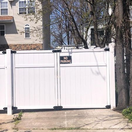Cozzy Room With Private Entrance And Drive Way Νέα Υόρκη Εξωτερικό φωτογραφία