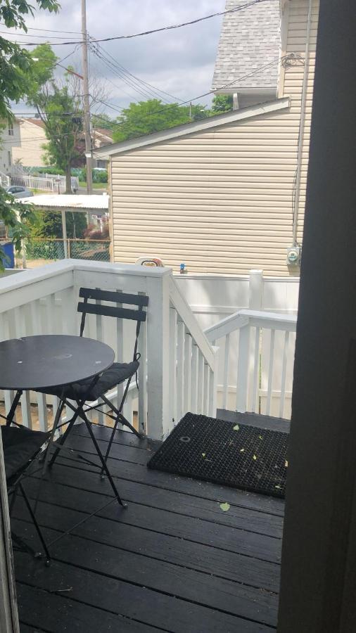 Cozzy Room With Private Entrance And Drive Way Νέα Υόρκη Εξωτερικό φωτογραφία