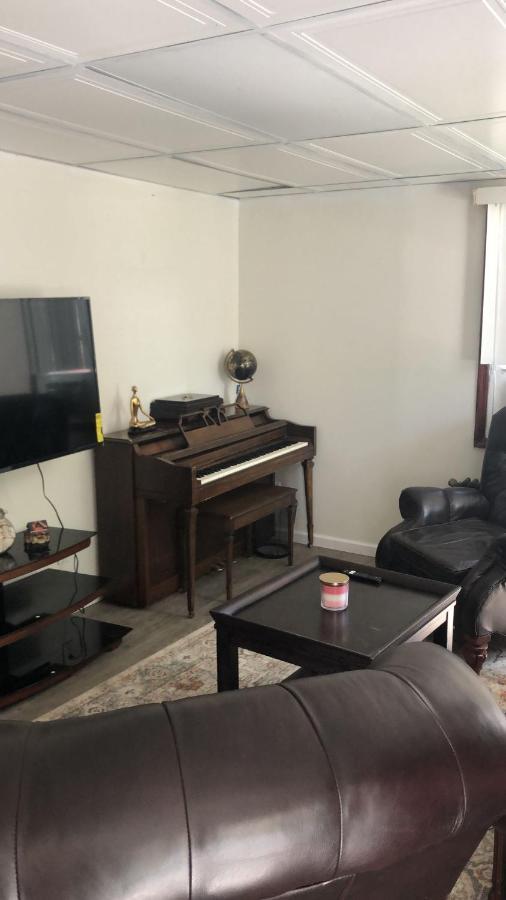 Cozzy Room With Private Entrance And Drive Way Νέα Υόρκη Εξωτερικό φωτογραφία